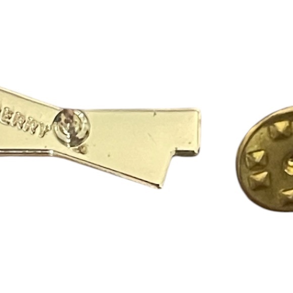 Burberry Street Sign Brooch-Stamped - Picture 3 of 3